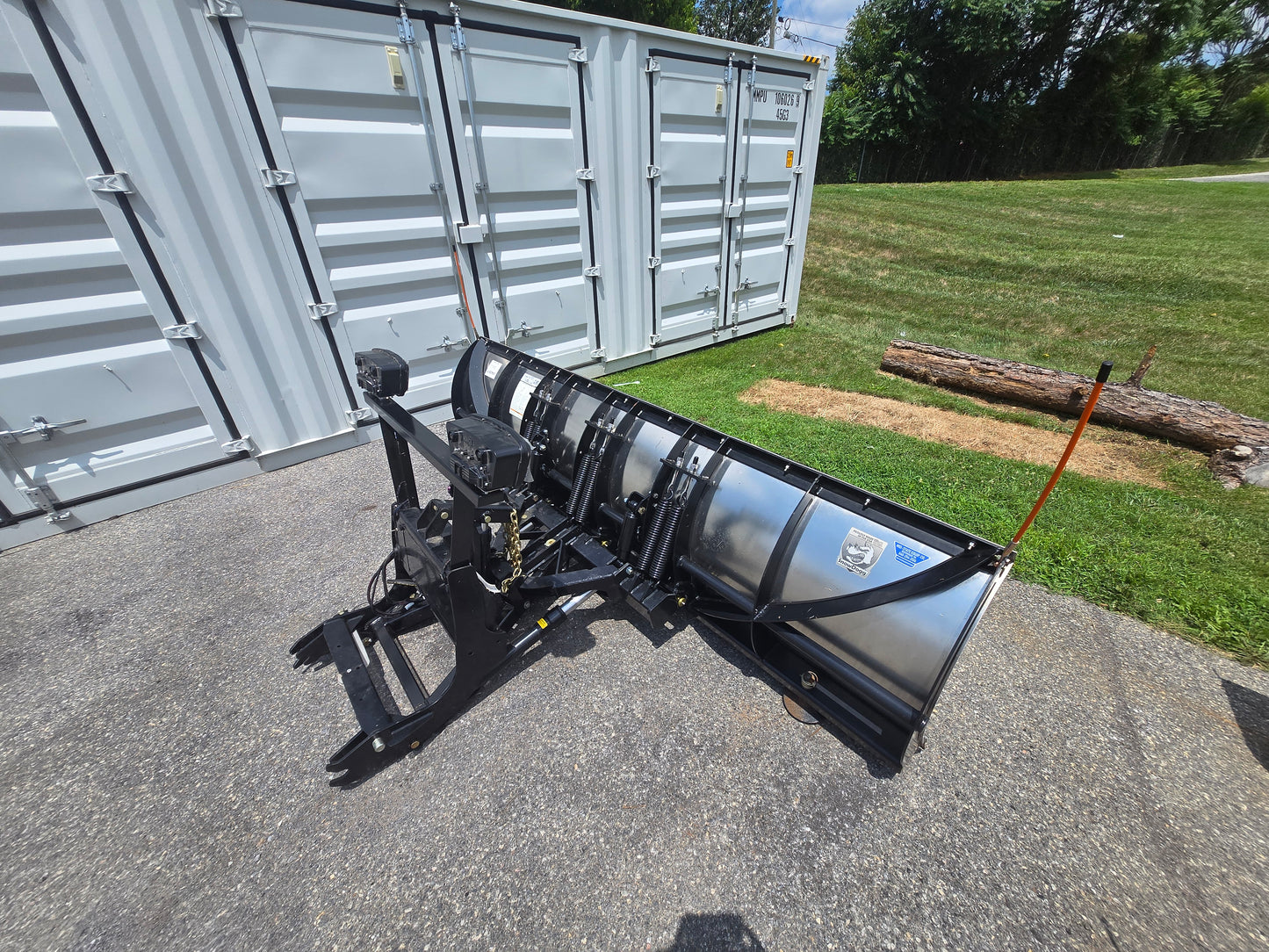 BUYERS SNOWDOGG CM100II SNOWPLOW