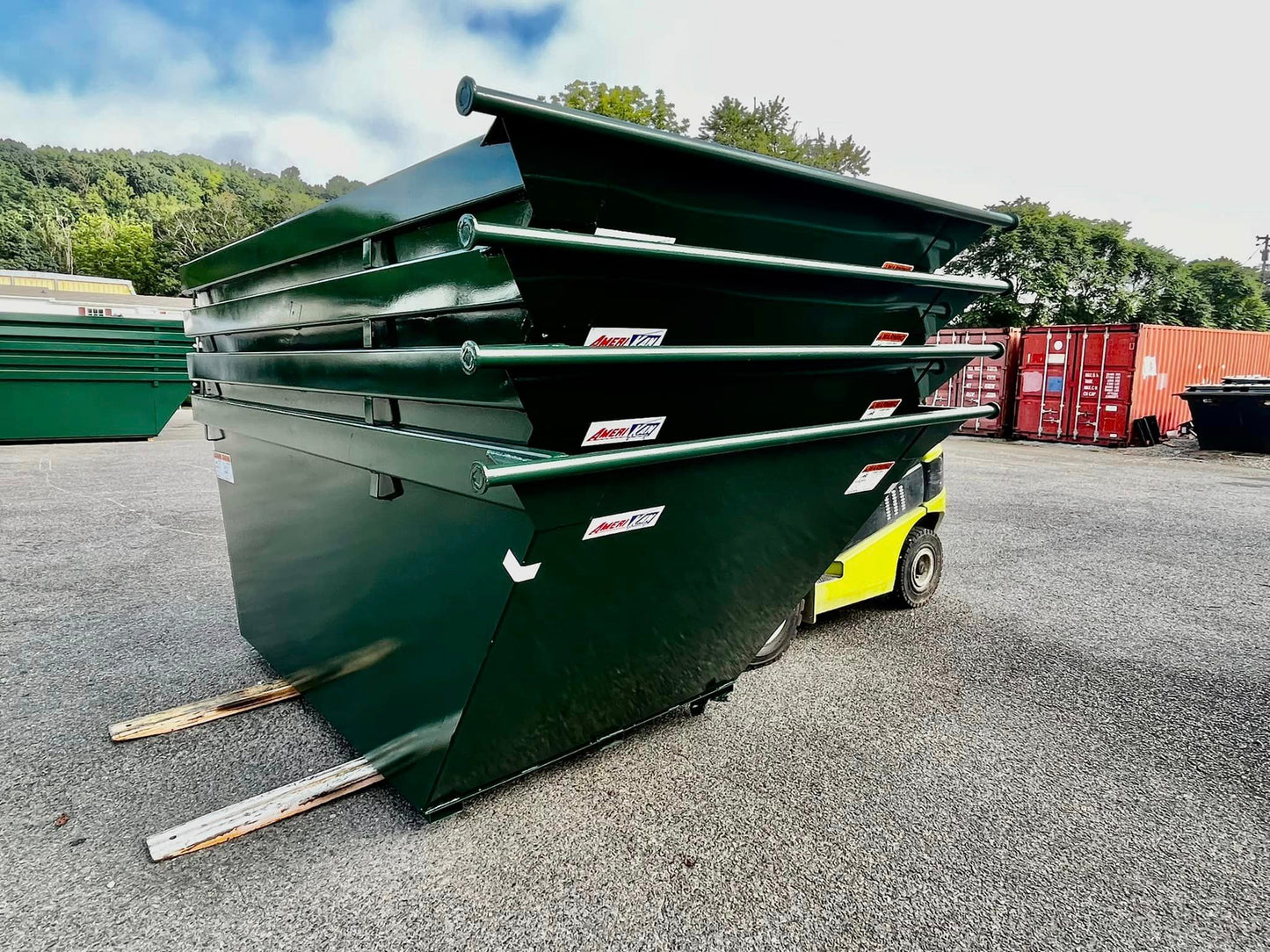 Rugged Steel Works AMERI-KAN 401 High Capacity Sloped Container