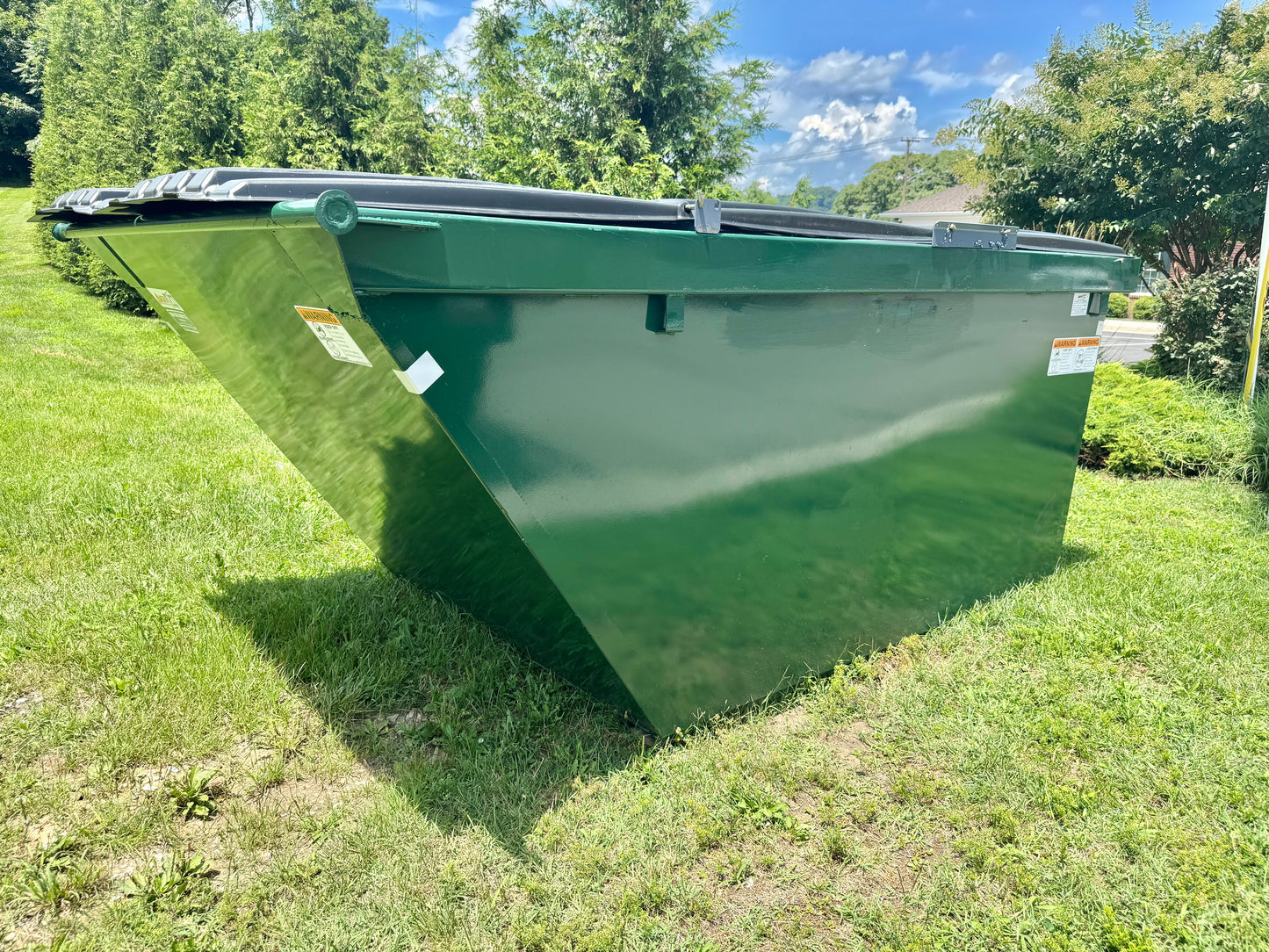 Rugged Steel Works AMERI-KAN 601 High Capacity Sloped Container