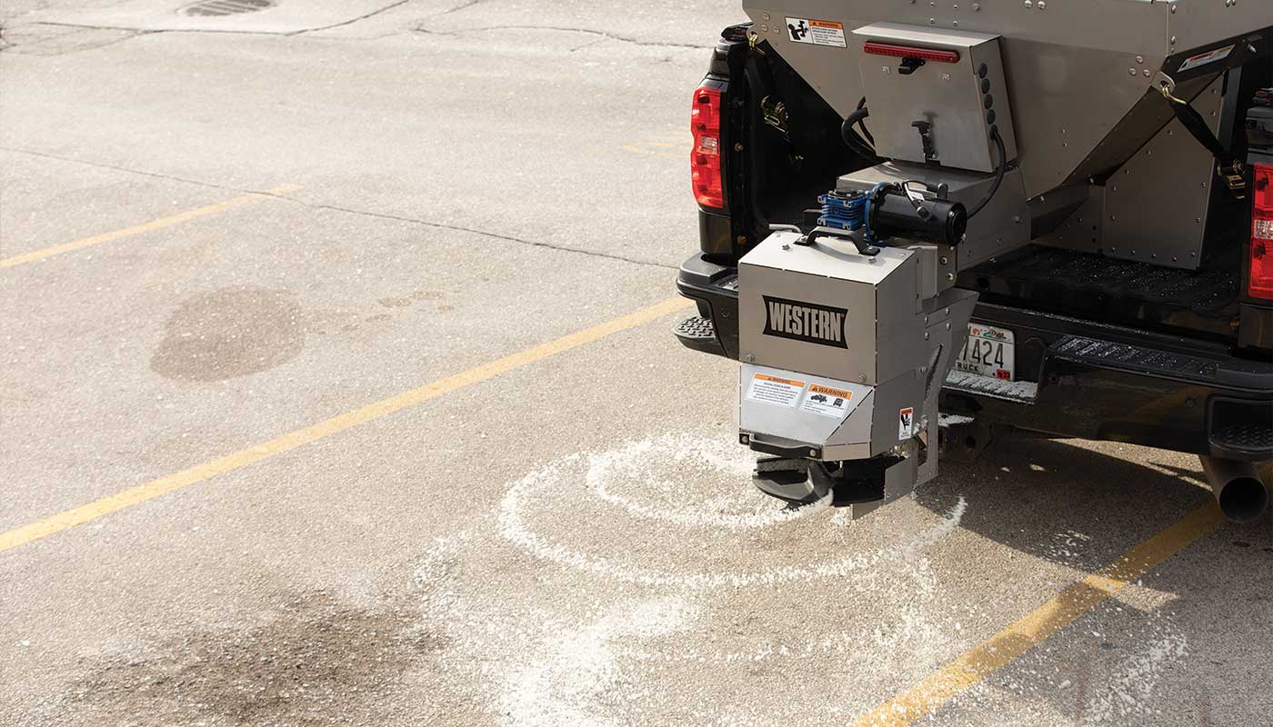 WESTERN® MARAUDER™ Stainless Steel Hopper Auger Drive Spreader