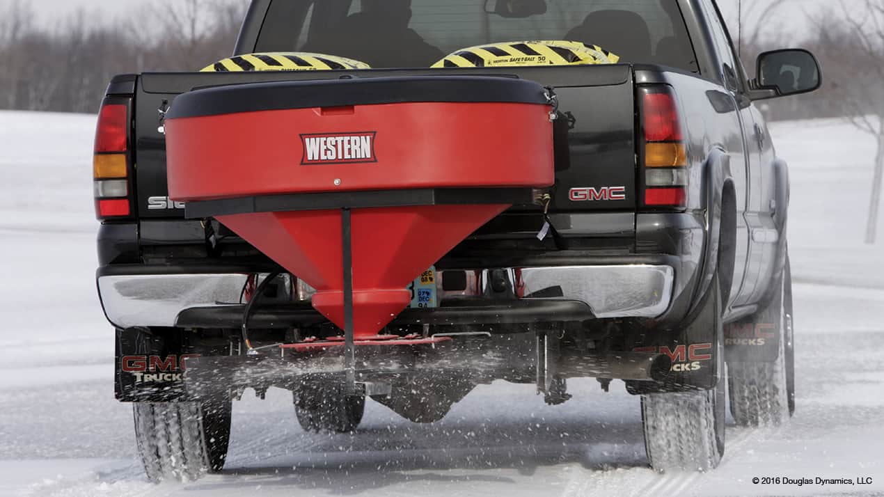 WESTERN® LOW PROFILE 2500 Spreader